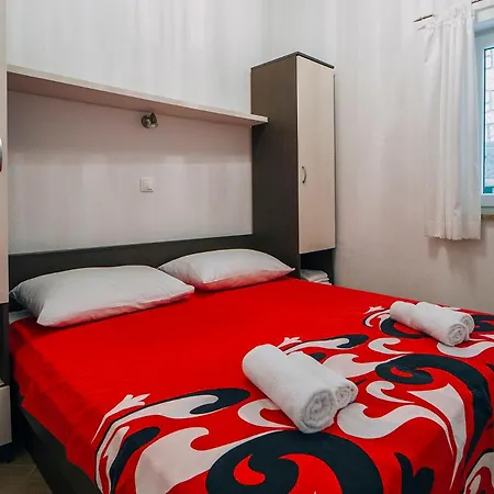 Apartments Center With Free Private Parking Baska Voda Exterior photo