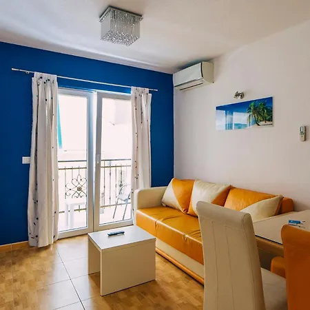 Apartments Center With Free Private Parking Baska Voda Exterior photo