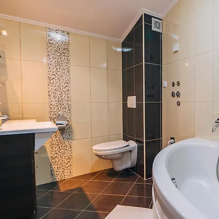 Apartments Center With Free Private Parking Baska Voda Exterior photo