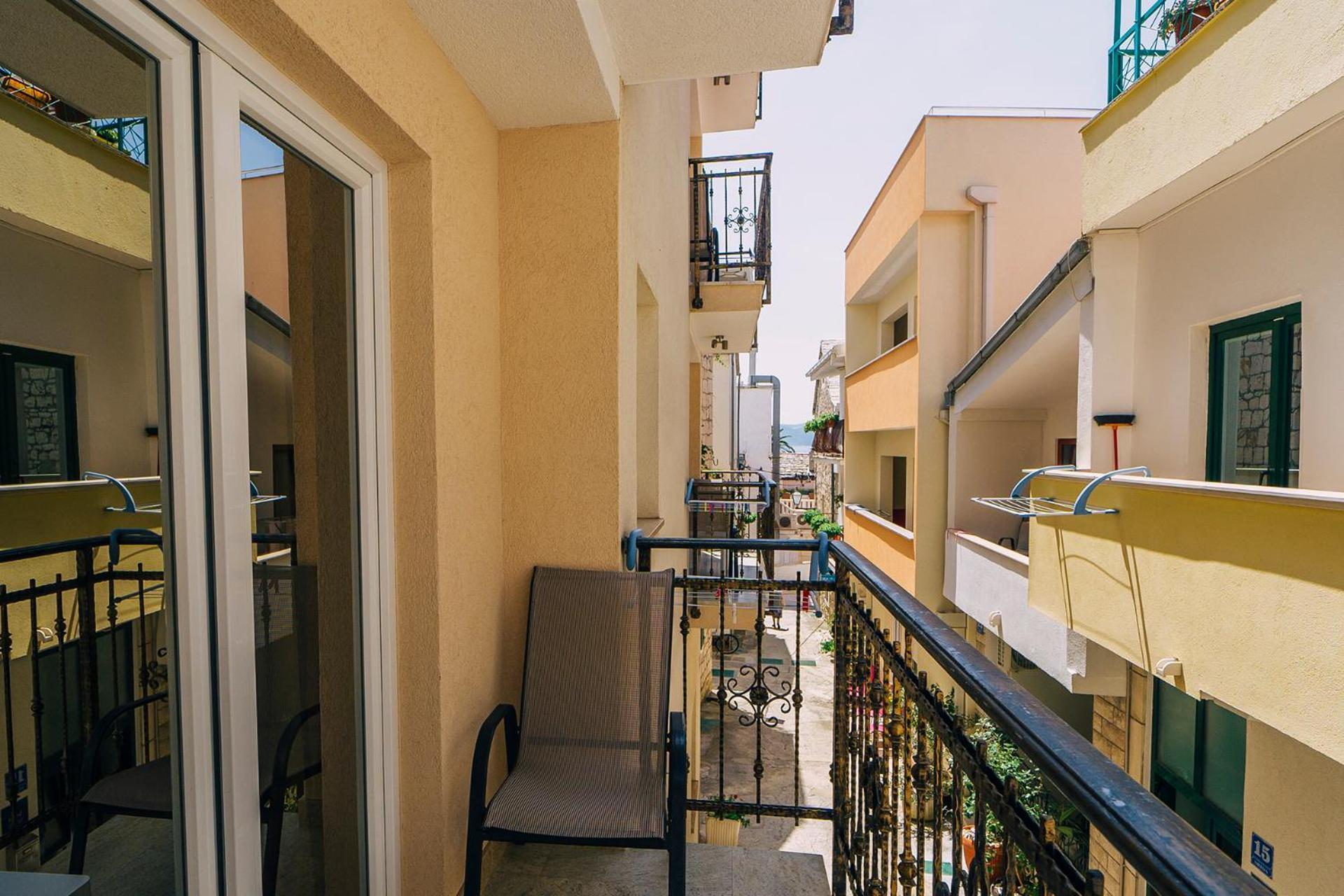 Center With Free Private Parking * Baska Voda