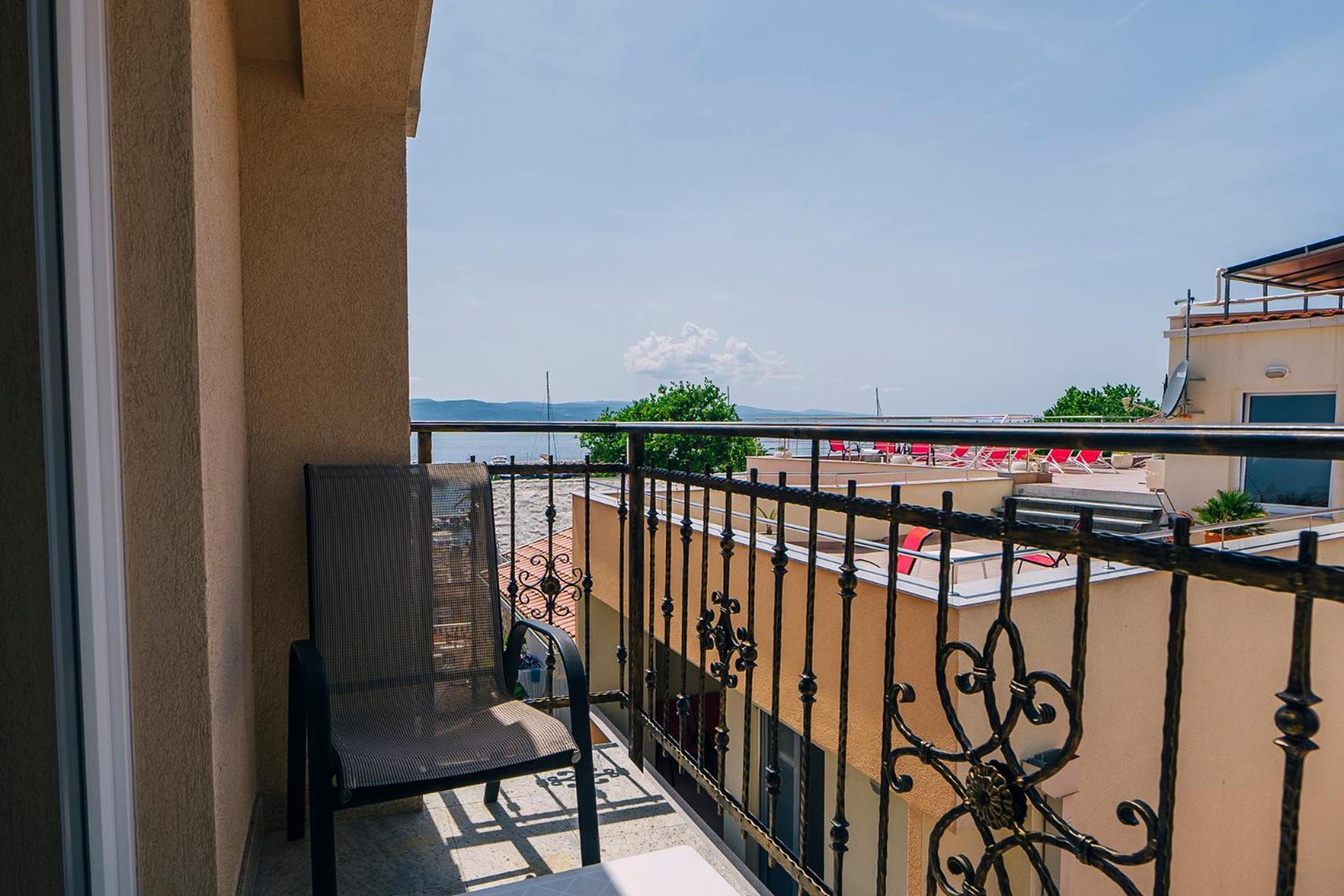 Center With Free Private Parking Baska Voda